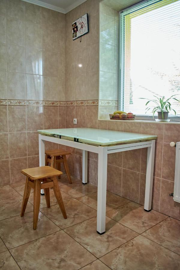 Vacation Home Lubov Kamianets-Podilsky Extérieur photo